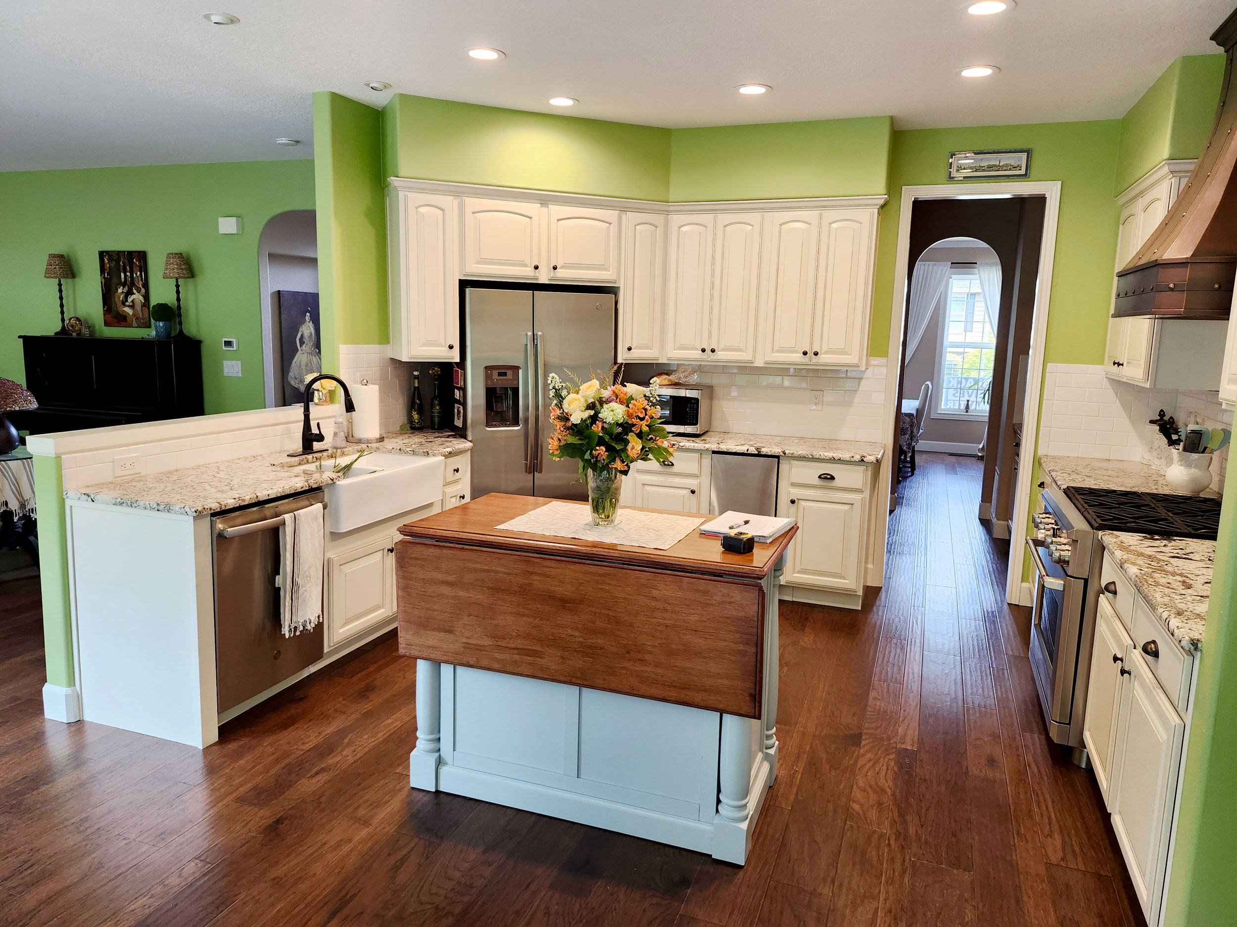 Before Kitchen Remodel in Tigard Before Kitchen Remodel in Tigard