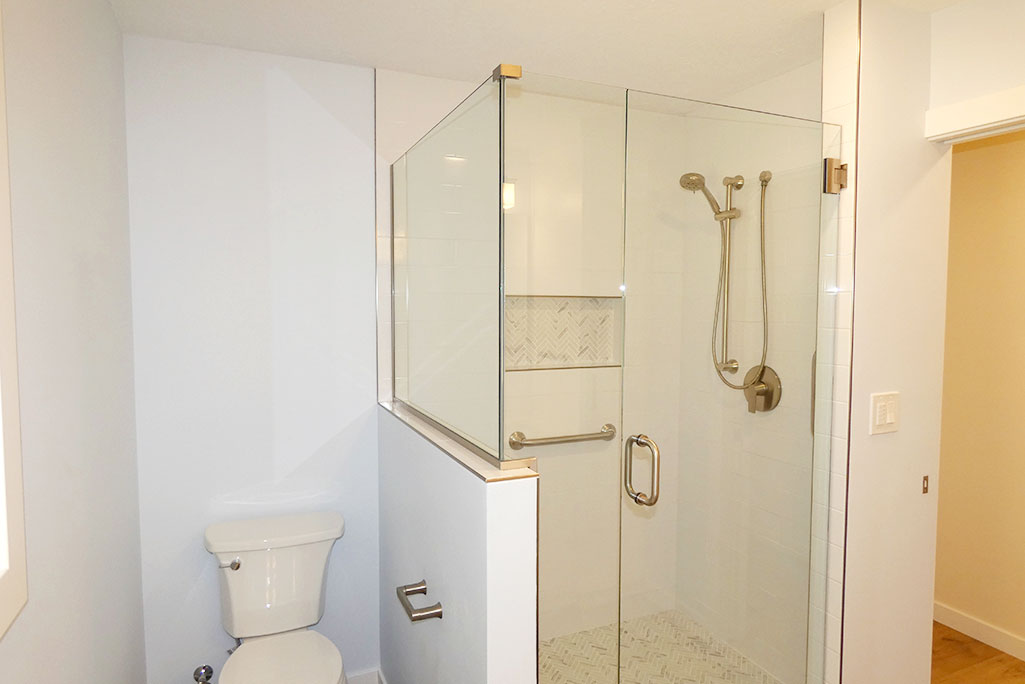 SW Portland OR Home Addition with Bathroom Shower SW Portland OR Home Addition with Bathroom Shower
